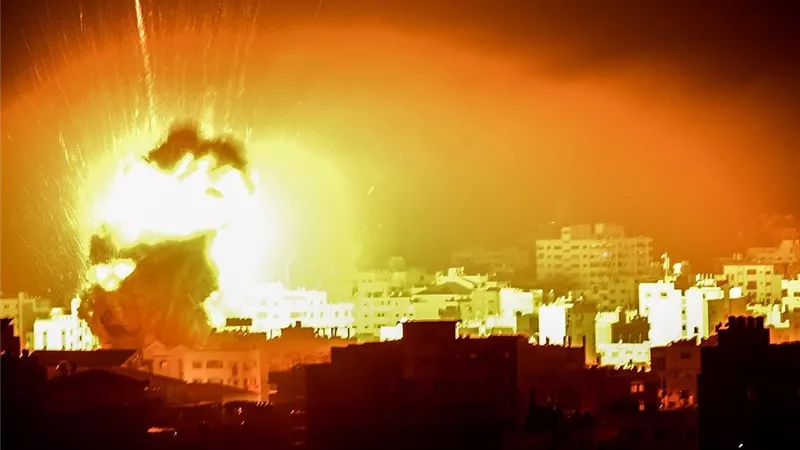 استشهاد 6 فلسطينيين في قصف إسرائيلي على خيمة نازحين جنوب غزة