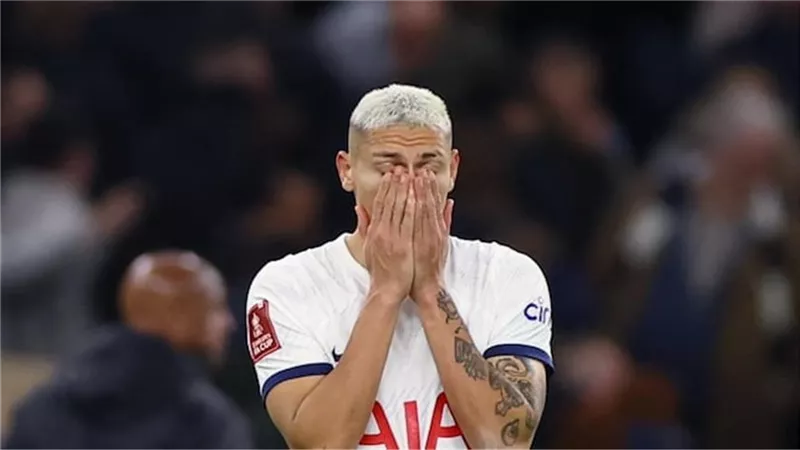 نجم توتنهام ينتقل الى اللعب فى الدورى السعودى