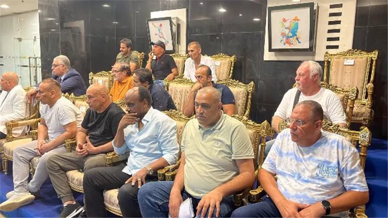 جهاز منتخب مصر بقيادة التوأم يحضر نهائي كأس الرابطة