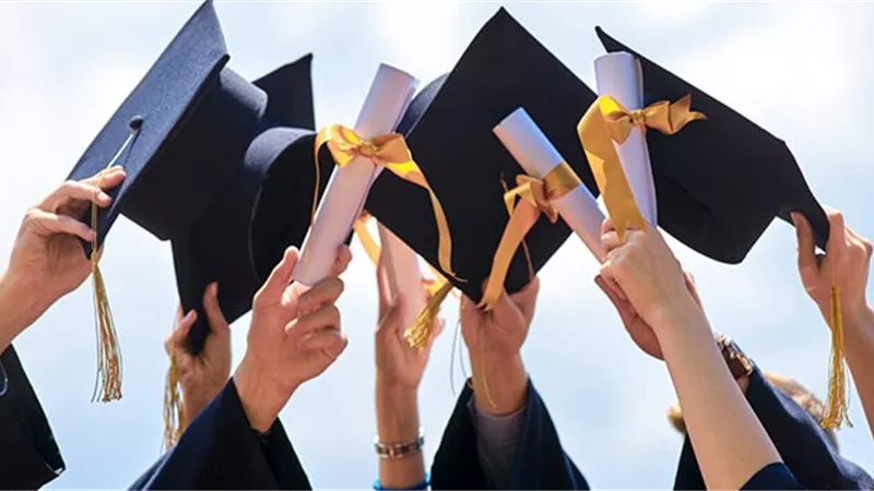 تمام: رقص حفلات التخرج مجاهرة بالمعاصي ونذير شؤم على المجتمع
