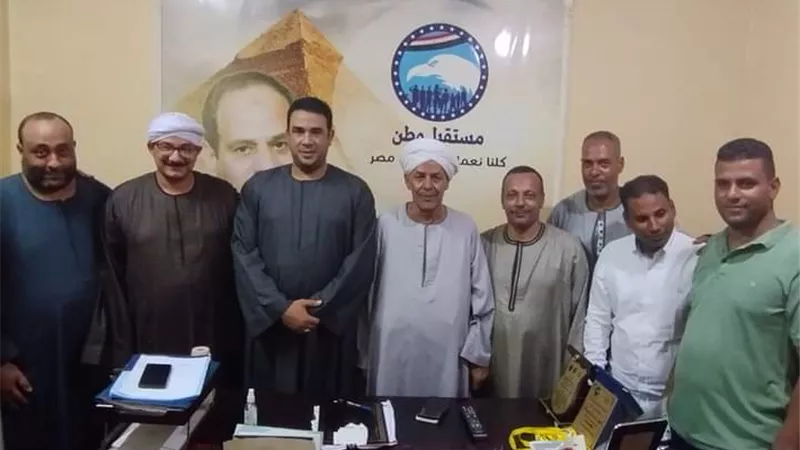 بحضور نواب الحزب.. 