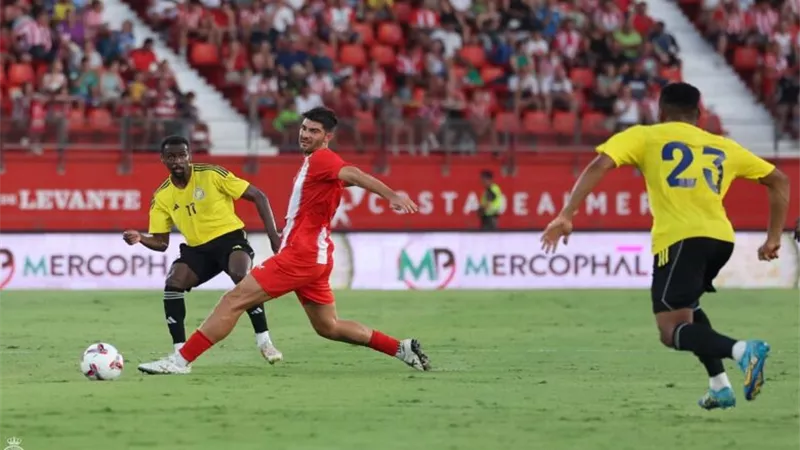 ألميريا الاسبانى يكتسح النصر السعودى بثلاثية وديا