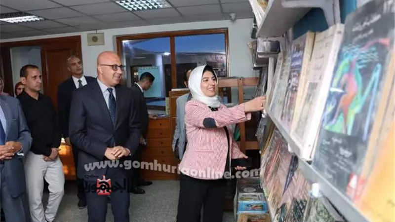 الصديق ورئيس هيئة الكتاب يدشنان مبادرة فتح منافذ بيع دائمة للكتاب