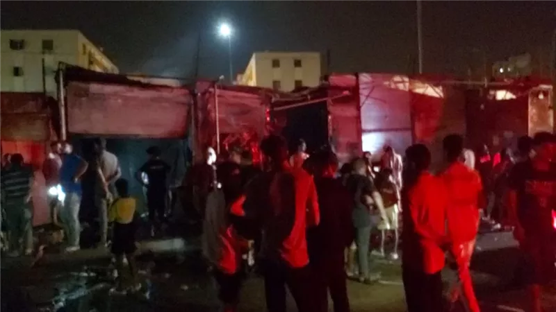 محافظ أسوان يوجه بمراجعة اشتراطات الأمان بعد حريق في 6 أكشاك