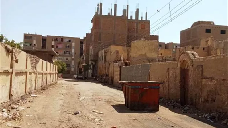 الاسراع فى تنفيذ مشروعات الطاقة المتجددة بغرب سوهاج وخليج السويس