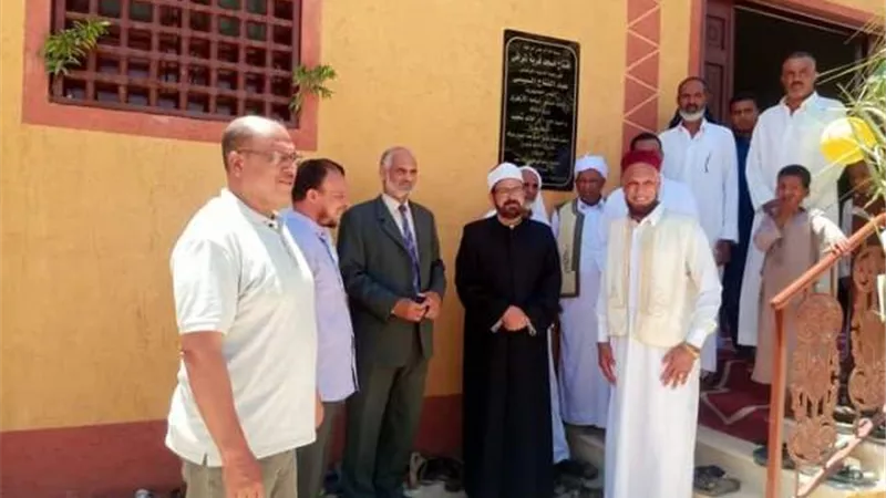 رئيس مركز ومدينه سيوة يفتتح مسجد قرية المراقى