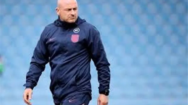 رسميًا .. لي كارسلي مدربًا لمنتخب إنجلترا