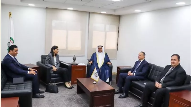 البرلمان العربى يشيد بجهود مصر في تعزيز الدبلوماسية البرلمانية