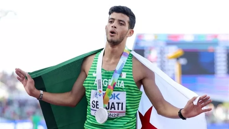 الجزائري جمال سجاتي يتوج بالميدالية البرونزية في سباق 800 متر