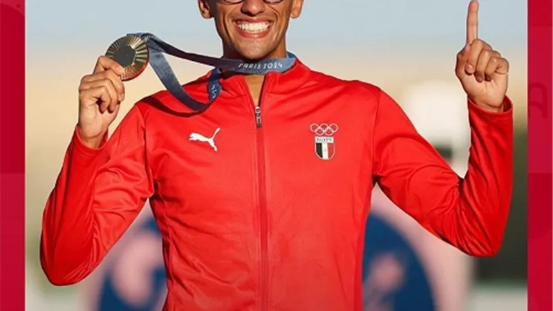 محافظ الغربية يهنئ البطل أحمد الجندي لحصوله علي الميدالية الذهبية