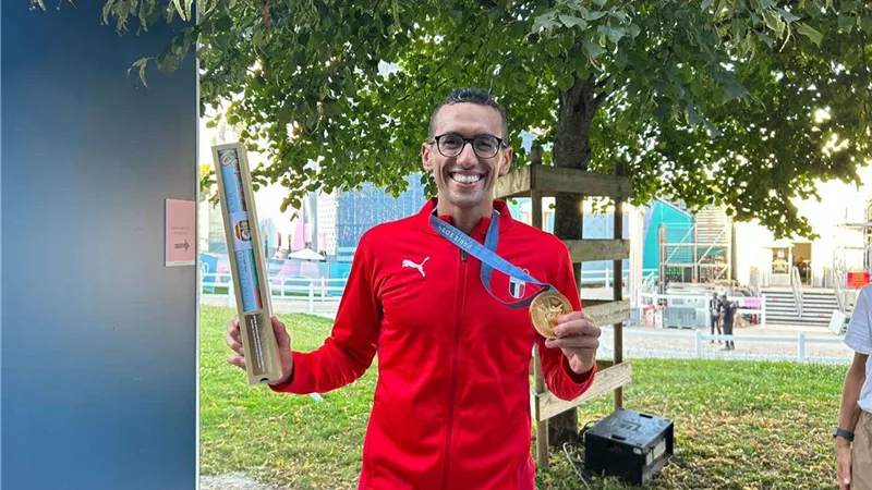 شاهد أول ظهور لأحمد الجندي بعد الذهبية الأولمبية .. فيديو