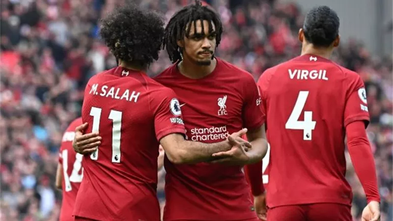 مع اقتراب نهاية عقده .. نجم ليفربول علي رادار ريال مدريد وبرشلونة
