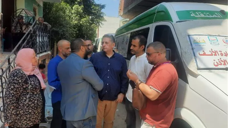 ضمن مائة يوم صحة قافلة طبية مجانية بإحدي قري كفرالشيخ