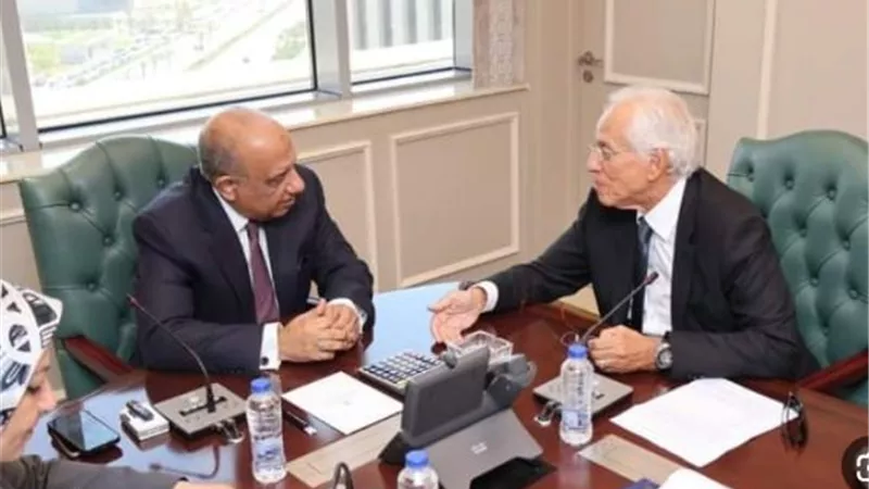 عصمت: مواصلة الاجراءات لتنفيذ المشروع لتصبح مصر مركزًا إقليميًا