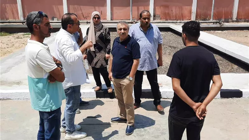 رئيس مياه دمياط يفاجئ محطات المياه والصرف ويشكر العاملين