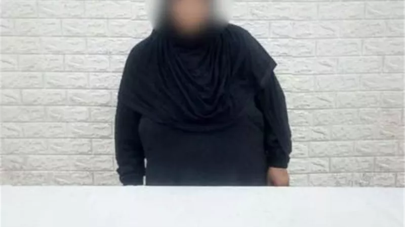 ضبط سيدة سرقت هاتفا محمولا اثناء تواجدها بمسجد بالقاهرة