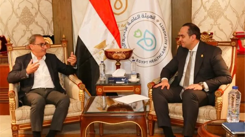 رئيس هيئة الرعاية الصحية يبحث مع شنايدر إلكتريك مصر سبل التعاون