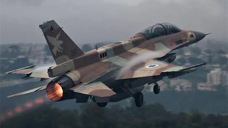 الطيران الحربي الإسرائيلي يخرق جدار الصوت فوق عدة مناطق بلبنان