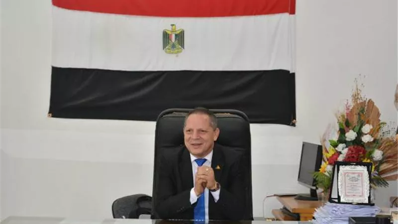 رئيس جامعة دمياط يطالب بالإرتقاء بالبرامج الدراسية بالكليات
