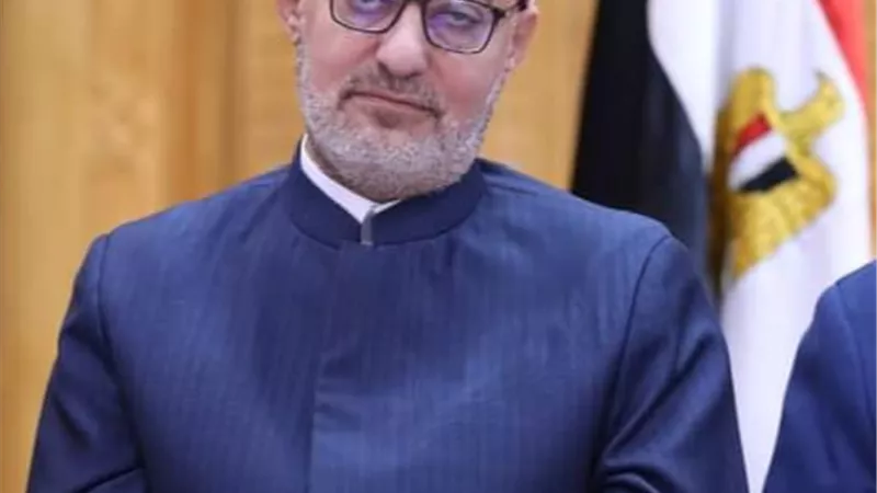 نقيب الأشراف يهنئ الدكتور نظير عياد بمنصب مفتي الجمهورية
