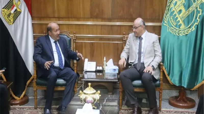 محافظ القليوبية يتابع تنفيذ المرحلة الثالثة من مبادرة المشروعات الخضراء والذكية