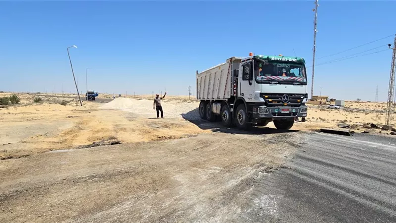 بدء العمل في رفع كفاءة الطريق الدولي شمال سيناء