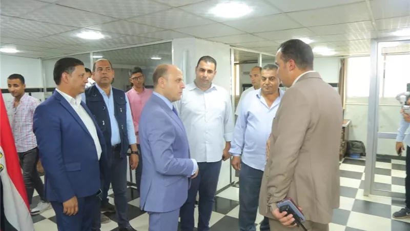 محافظ كفرالشيخ يتفقد المركز التكنولوجى والوحدة المحلية في الحامول
