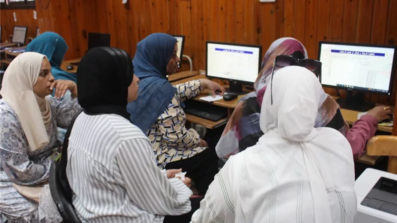 اقبال كبيرلتسجيل الرغبات بمكتب التنسيق الإلكتروني بجامعة المنصورة