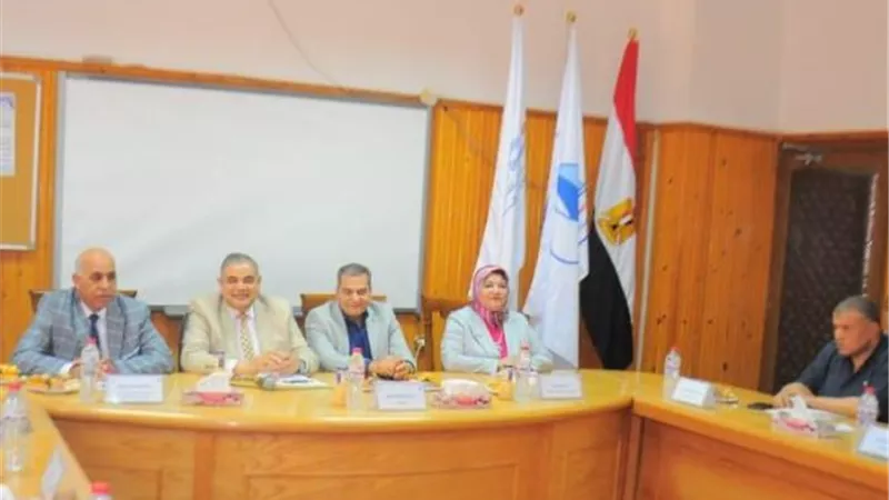 جامعة كفر الشيخ تعقد مائدة نقاش بالاستزراع السمكي