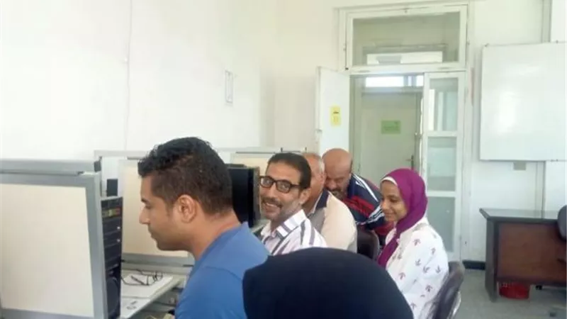 4 معامل مجهزة بجامعة دمنهور لتنسيق المرحلة الاولى
