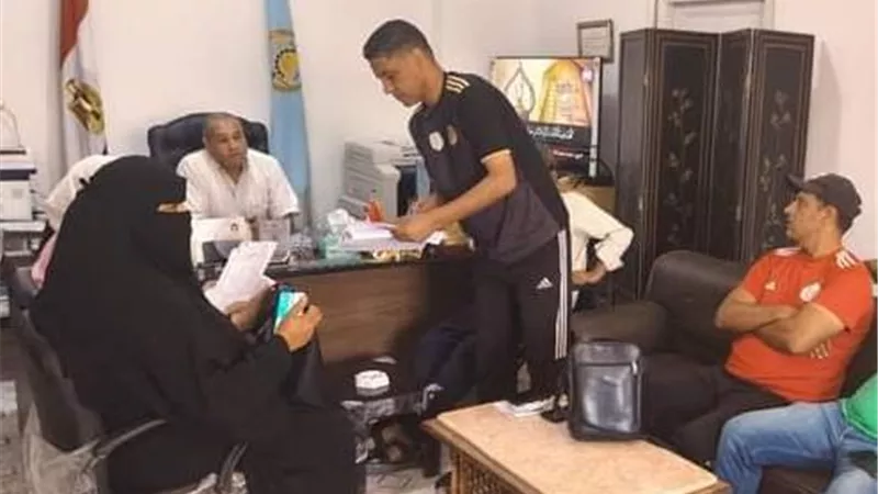 رفاعي يعقد اجتماعاً مع اللجان المشرفة على مهرجان العلمين الرياضي
