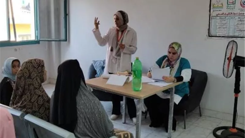 صحة كفر الشيخ: فحص ١٠٩٧ مواطن وإحالة ٥ مرضى لأقرب مستشفى
