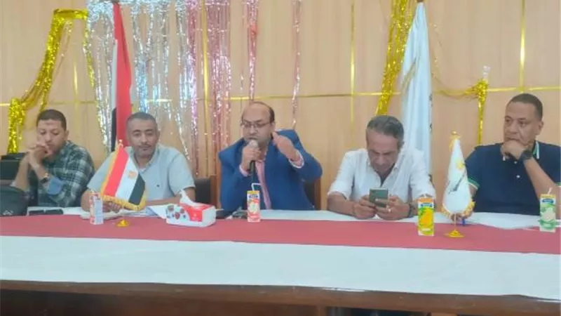 رئيس جهاز سوهاج الجديدة يعلن نتائج اجتماعه مع سكان المدينة.. صور