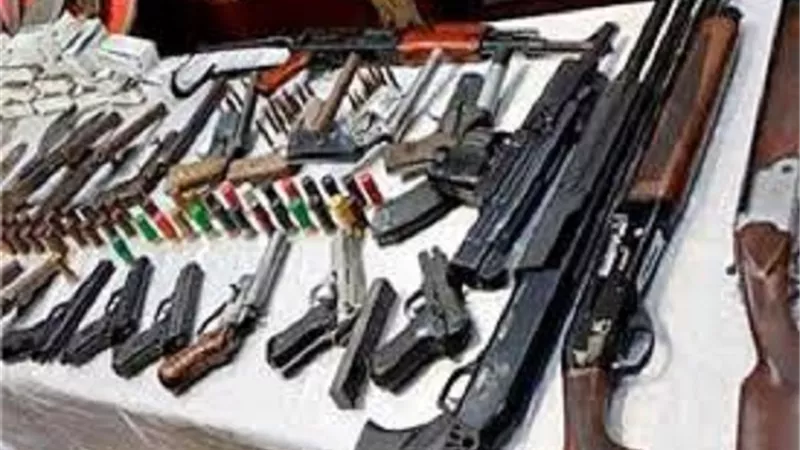 الداخلية: ضبط 151 قطعة سلاح ناري وتنفيذ 84 ألف حكم خلال يوم