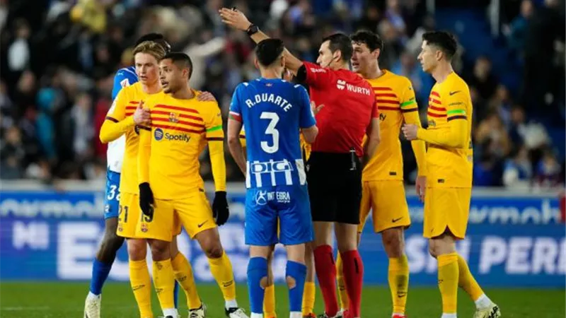 برشلونة يرفض عرضا إنجليزيا لرحيل لاعبه قبل غلق الميركاتو