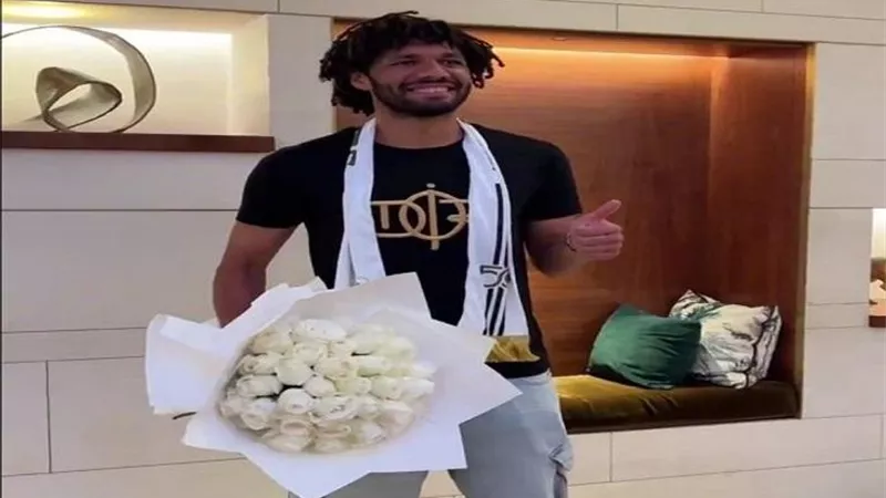 الجزيرة الإماراتي يستقبل النني بالورود.. فيديو