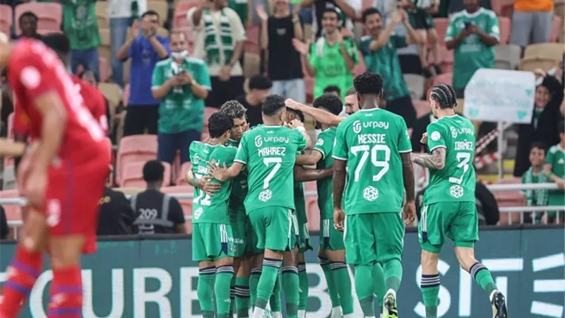 محرز يقود تشكيل الأهلي المتوقع لمواجهة الهلال بالسوبر السعودي
