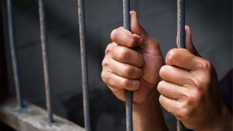 عقوبة جريمة حيازة المخدرات بغير قصد