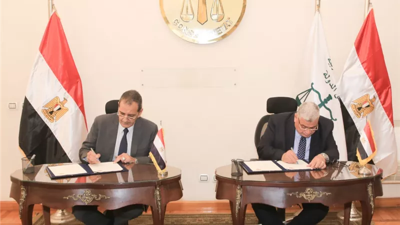 رئيس مجلس الدولة يوقع بروتوكول تعاون مع مجمع الوثائق المؤمنة والذكية