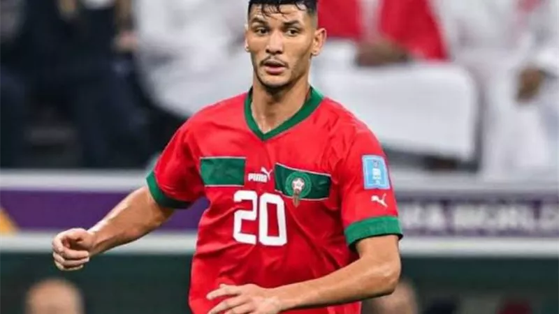 لماذا تأخرت صفقة الأهلي؟.. وكيل اللاعب المغربي يكشف