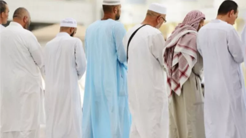 قطع صلاة النافلة عند إقامة الصلاة