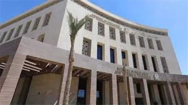 دمج الكيمياء والفيزياء في الصف الأول الثانوي في مادة علوم متكاملة