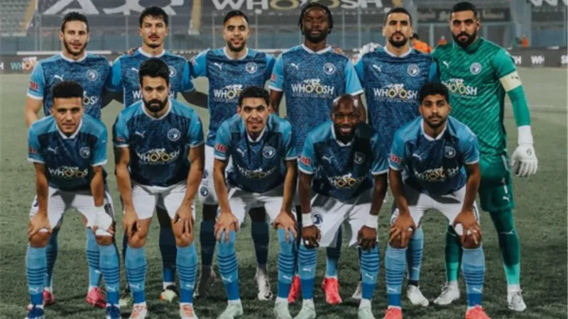 طاقم حكام من النيجر لمباراة بيراميدز أمام بطل زنجبار
