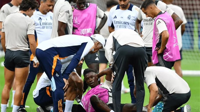 ريال مدريد يعلن تفاصيل إصابة كامافينجا