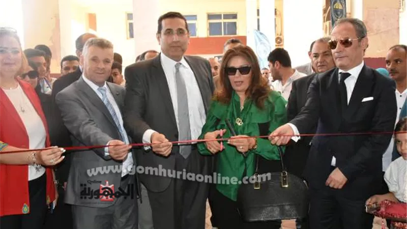 رئيس جامعة السادات تفتتح معرض 