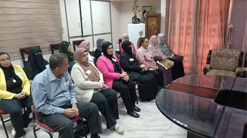 استمرار المقابلات الشخصية لإختيار الموجهين بتعليم السويس