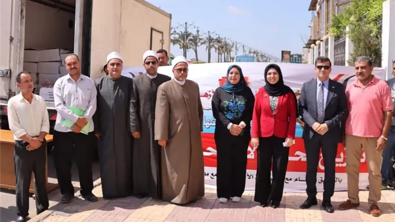 ٢ طن لحوم من وزارة الأوقاف للأسر الأكثر إحتياجا بدمياط