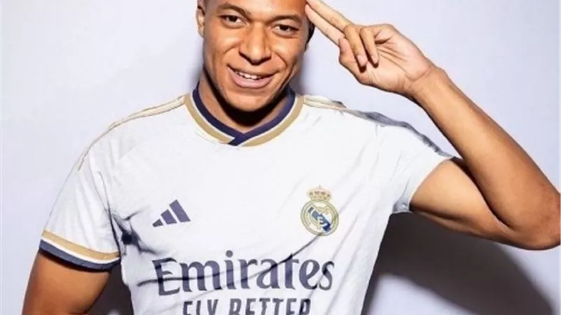 شاهد .. مبابى يسجل أول أهدافه مع ريال مدريد فى شباك أتالانتا