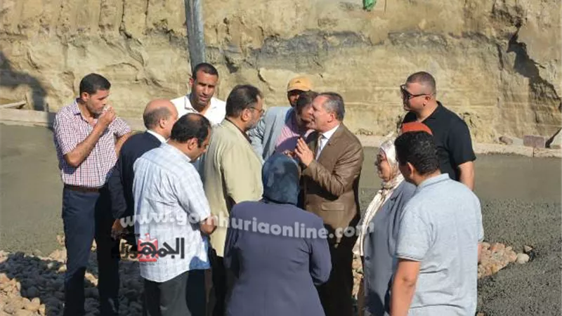 مجمع حمامات للسباحة بجامعة دمياط