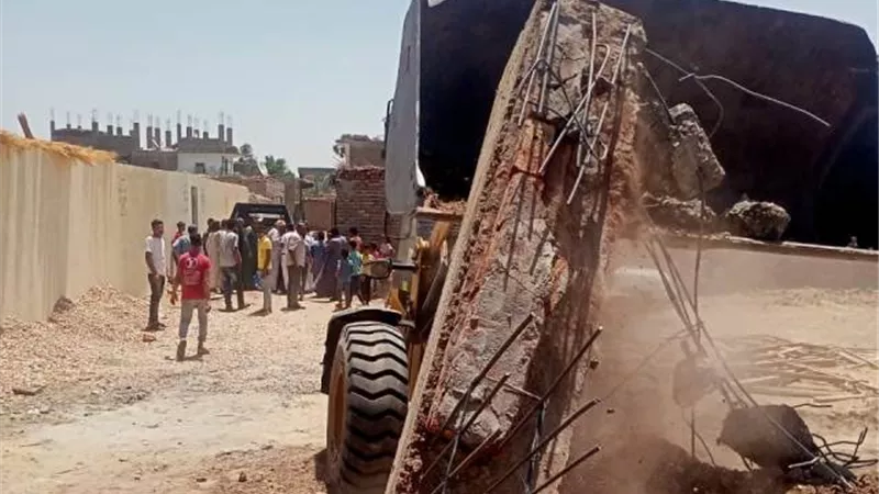 إزالة حالة تعدى على ١٧٥ متر أرض زراعية بجنوب غرب الأقصر